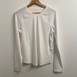 NWOT Lululemon Rise and Run Long Sleeve